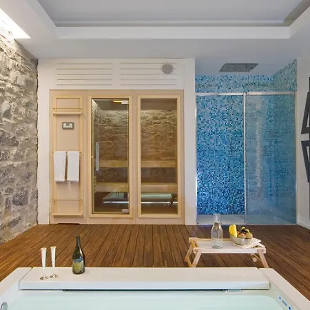 Villa Azzano Sleeps 10 Pool Air Con Wifi *